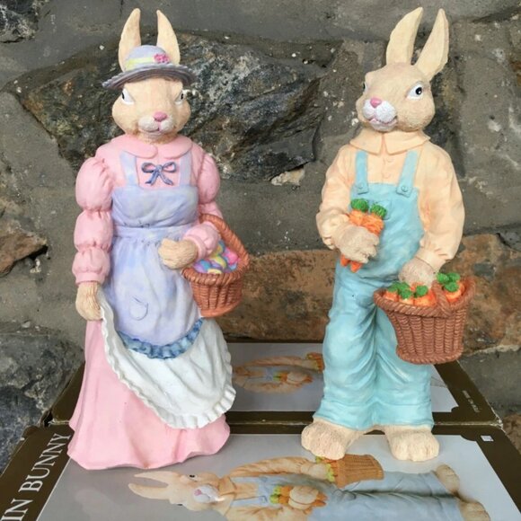 Vintage Set of 2 Peter Rabbit Mrs Rabbit Resin Easter Bunny Figures Figurines - Picture 1 of 5